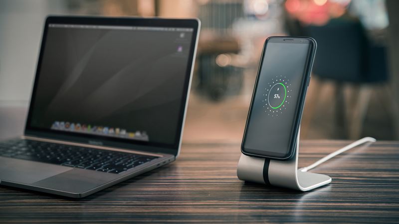 XVIDA (POWER 2) Wireless Charging Desk Stand - Qi 7.5W (Silver)