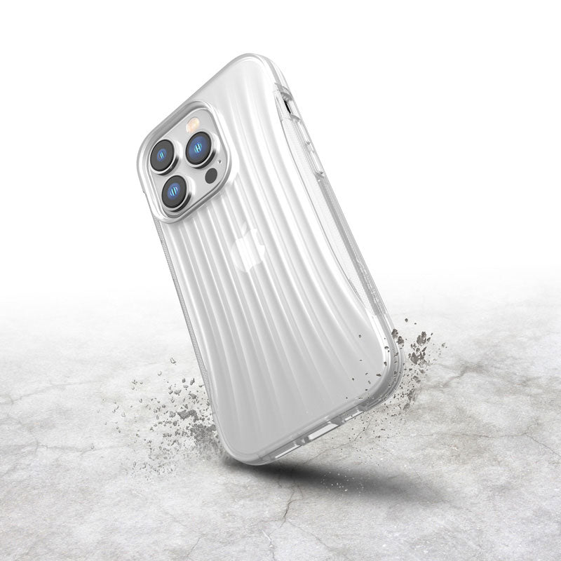 X-Doria Raptic Clutch - Biodegradable case for iPhone 14 Pro (Drop-Tested 3m) (Clear)