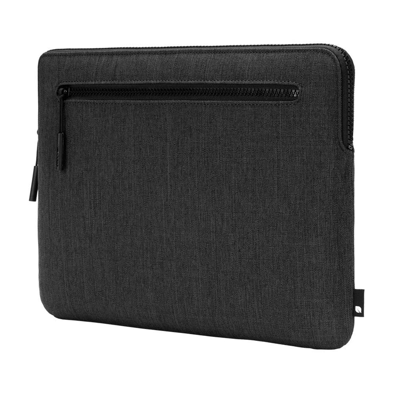 Incase Compact Sleeve in Woolenex - Sleeve voor MacBook Pro 13" (M2/M1/2020-2012) / MacBook Air 13" (M3/M2/M1/2024-2018) (Grafiet)