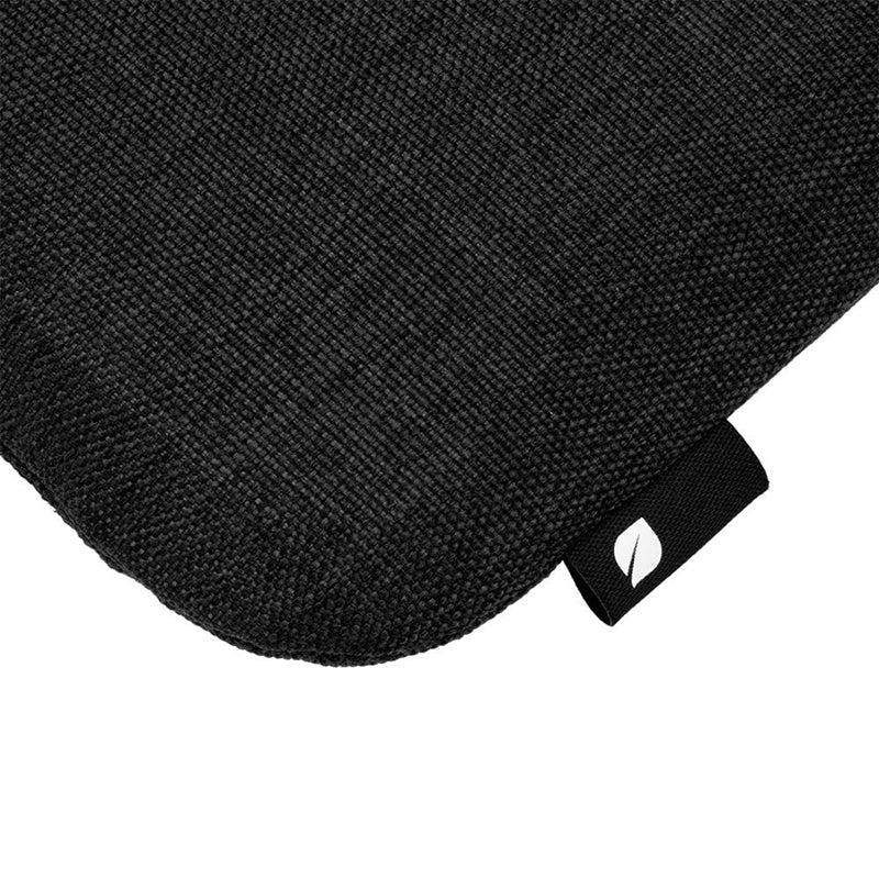 Incase Compact Sleeve in Woolenex - Sleeve voor MacBook Pro 13" (M2/M1/2020-2012) / MacBook Air 13" (M3/M2/M1/2024-2018) (Grafiet)