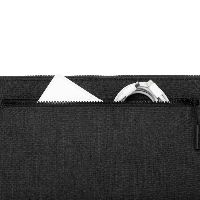 Incase Compact Sleeve in Woolenex - Sleeve voor MacBook Pro 13" (M2/M1/2020-2012) / MacBook Air 13" (M3/M2/M1/2024-2018) (Grafiet)