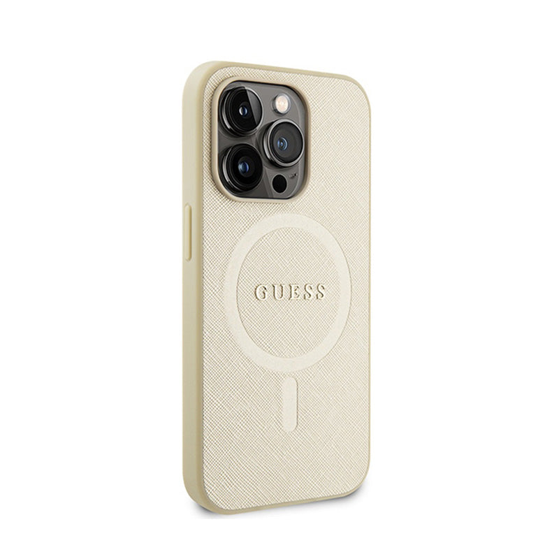 Guess Saffiano MagSafe - iPhone 15 Pro hoesje (goud)