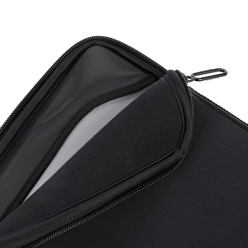 TUCANO Elements 2 - Hülle für MacBook Air 15" (schwarz)