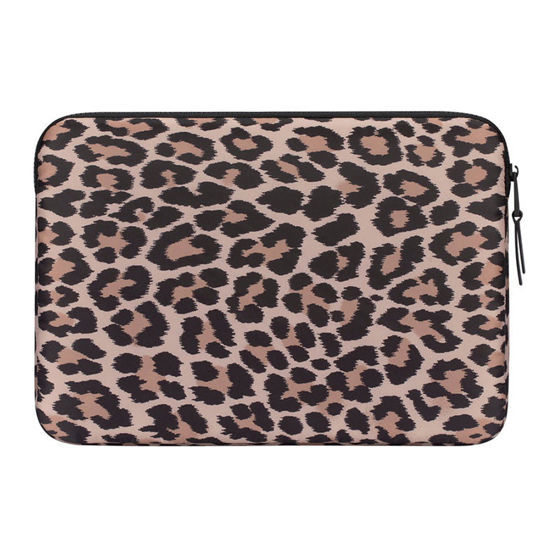 Kate Spade New York Puffer Sleeve - MacBook Pro 14" / Notebook 14" Cover (Klassiek Luipaard)